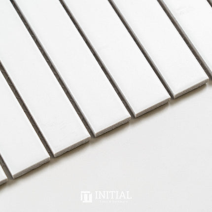 Feature Mosaic Kitkat Fairlight Straightbone Matt White 296X300 ,