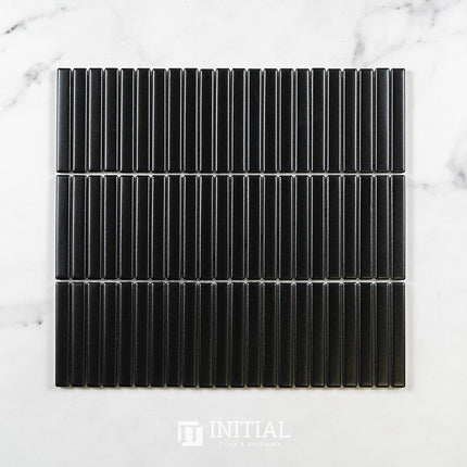 Feature Mosaic Kitkat Fairlight Straightbone Matt Black 282X308 ,