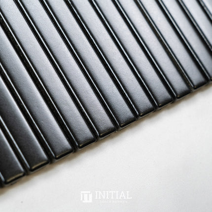 Feature Mosaic Kitkat Fairlight Straightbone Matt Black 282X308 ,