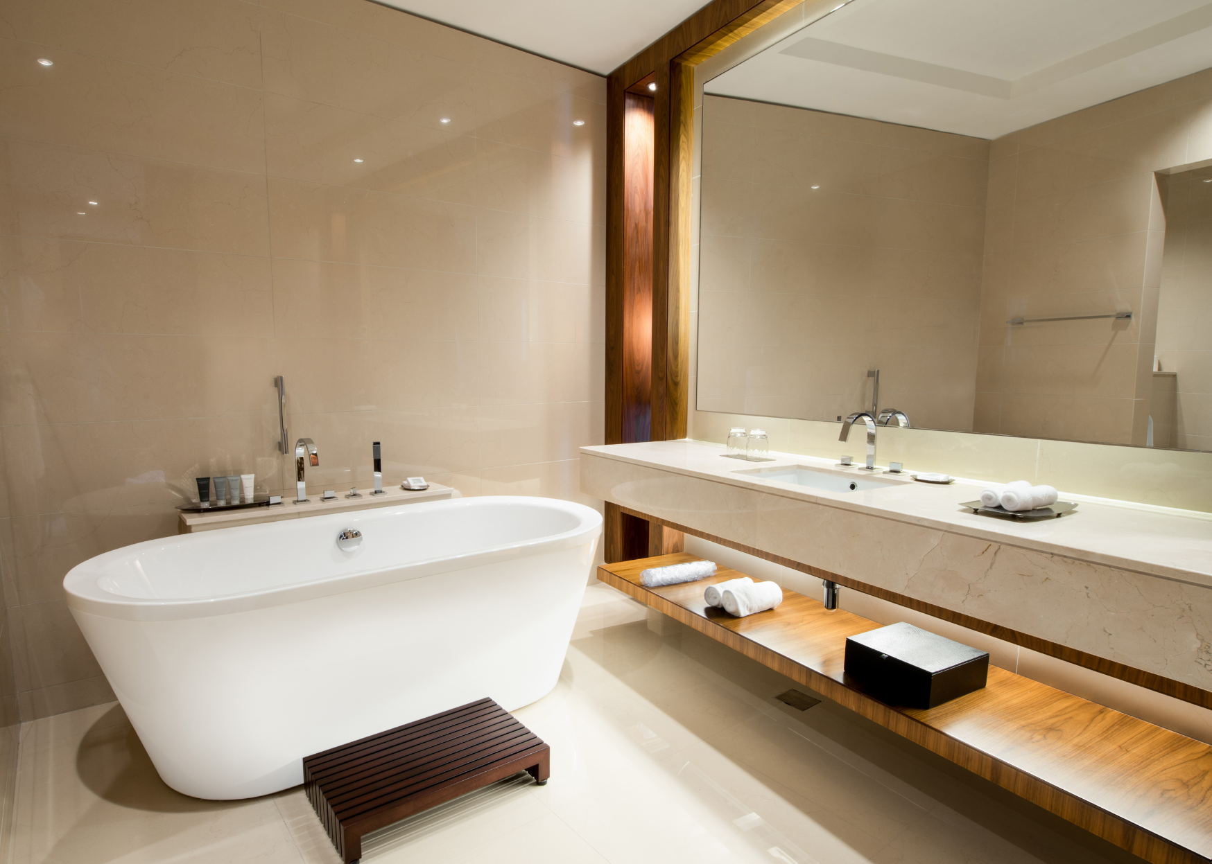 15 Tips to Make your Bathroom Look Luxurious
