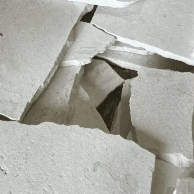 Outdoor Stone Crazy Paving Alba White Limestone Random Sizes 20mm