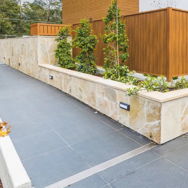 Outdoor Stone Crazy Paving Solis Sandstone Random Sizes 20mm