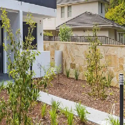 Outdoor Stone Crazy Paving Solis Sandstone Random Sizes 20mm