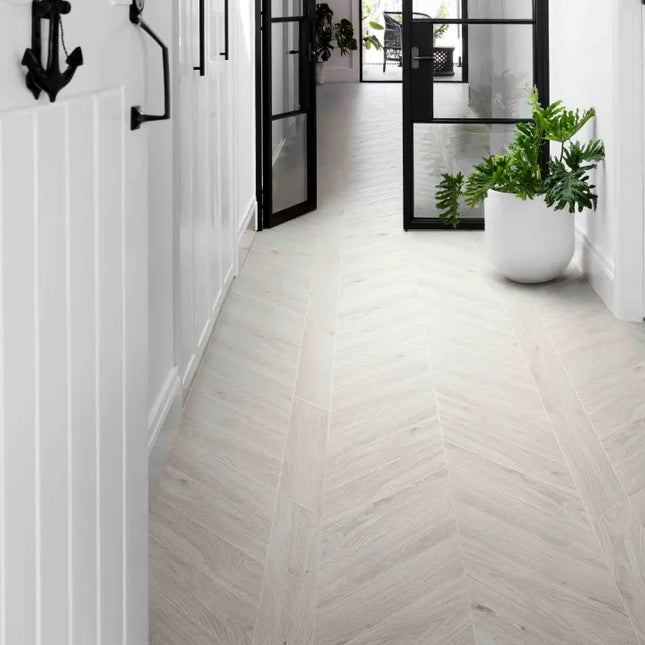 Woody White Chevron Porcelain Matt R10 540X110X9.5