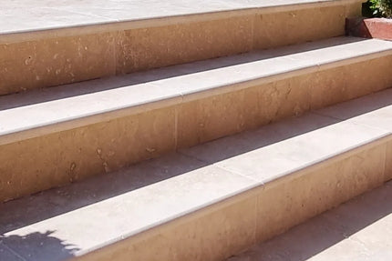 Outdoor Stone Classic Travertine Tumbled Bullnose 610X406X30