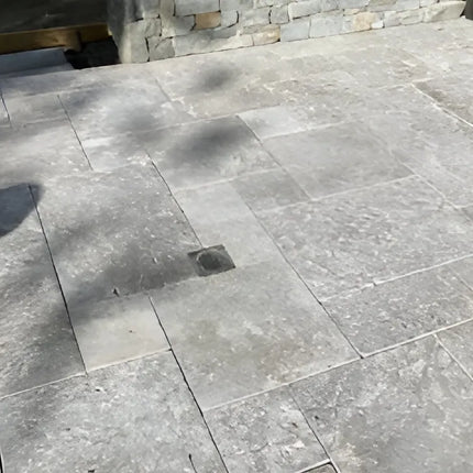 Outdoor Stone Silver Travertine Tumbled French Pattern