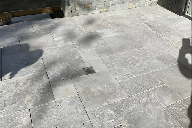 Outdoor Stone Silver Travertine Tumbled French Pattern