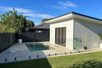 Outdoor Stone Ivory Travertine Tumbled Bullnose 610X406X30 ∣ 1220X406X30mm