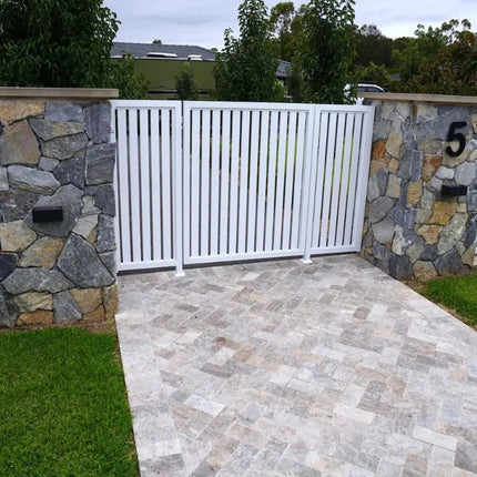 Outdoor Stone Silver Travertine Tumbled Cobblestones 100X100X30mm ∣ 200X100X30mm