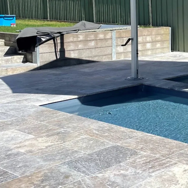 Outdoor Stone Silver Travertine Tumbled Drop Edge 610X406X40/20 ∣ 610X406X70/30mm