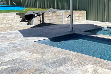 Outdoor Stone Silver Travertine Tumbled Drop Edge 610X406X40/20 ∣ 610X406X70/30mm