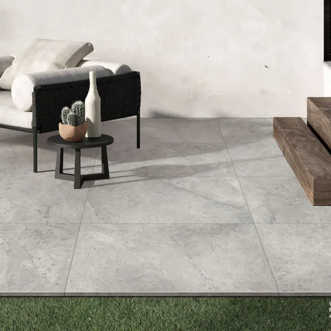 In/Out Stone Look Tudor Extra Grey Bullnose Pencil Edge 400X600X20