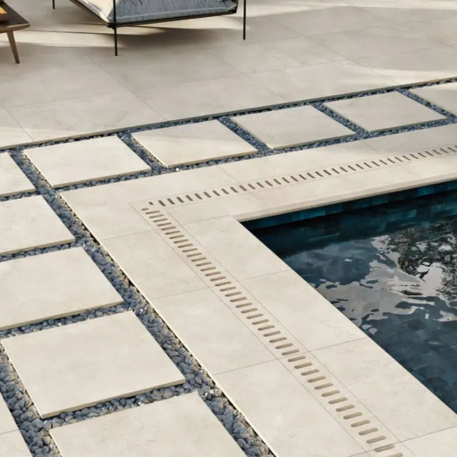 In/Out Stone Look Tudor Extra Marfil Bullnose Pencil Edge 400X600X20