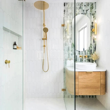 Otti Bondi Wall Hung Curve Vanity with 1 Door Natural Oak 600X460X470 ,