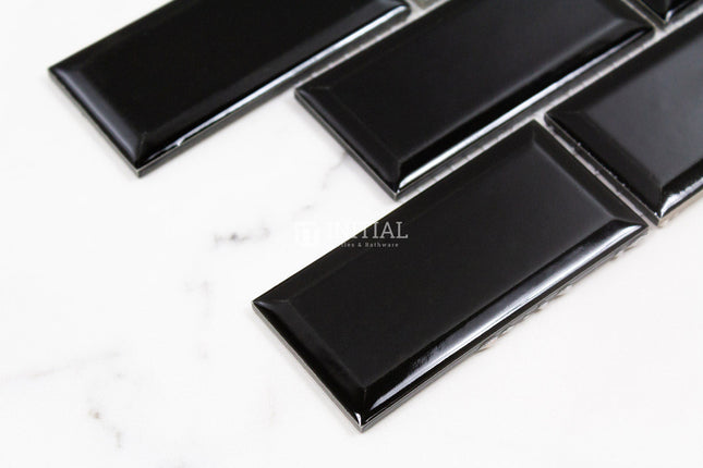 BRICKBOND BEVELLED GLOSS Black 291X295.5 ,