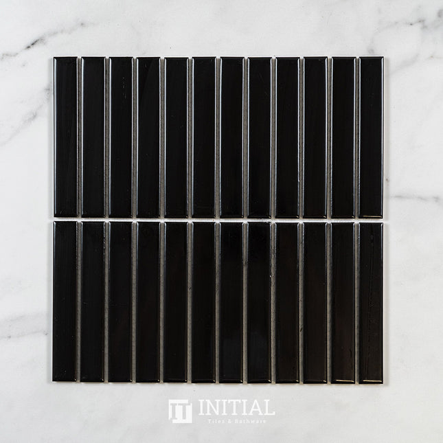 Feature Mosaic Kitkat Fairlight Straightbone Gloss Black 296X300 ,