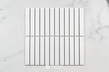 Feature Mosaic Kitkat Fairlight Straightbone Matt White 296X300 ,