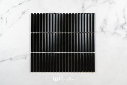 Feature Mosaic Kitkat Fairlight Straightbone Gloss Black 282X308 ,