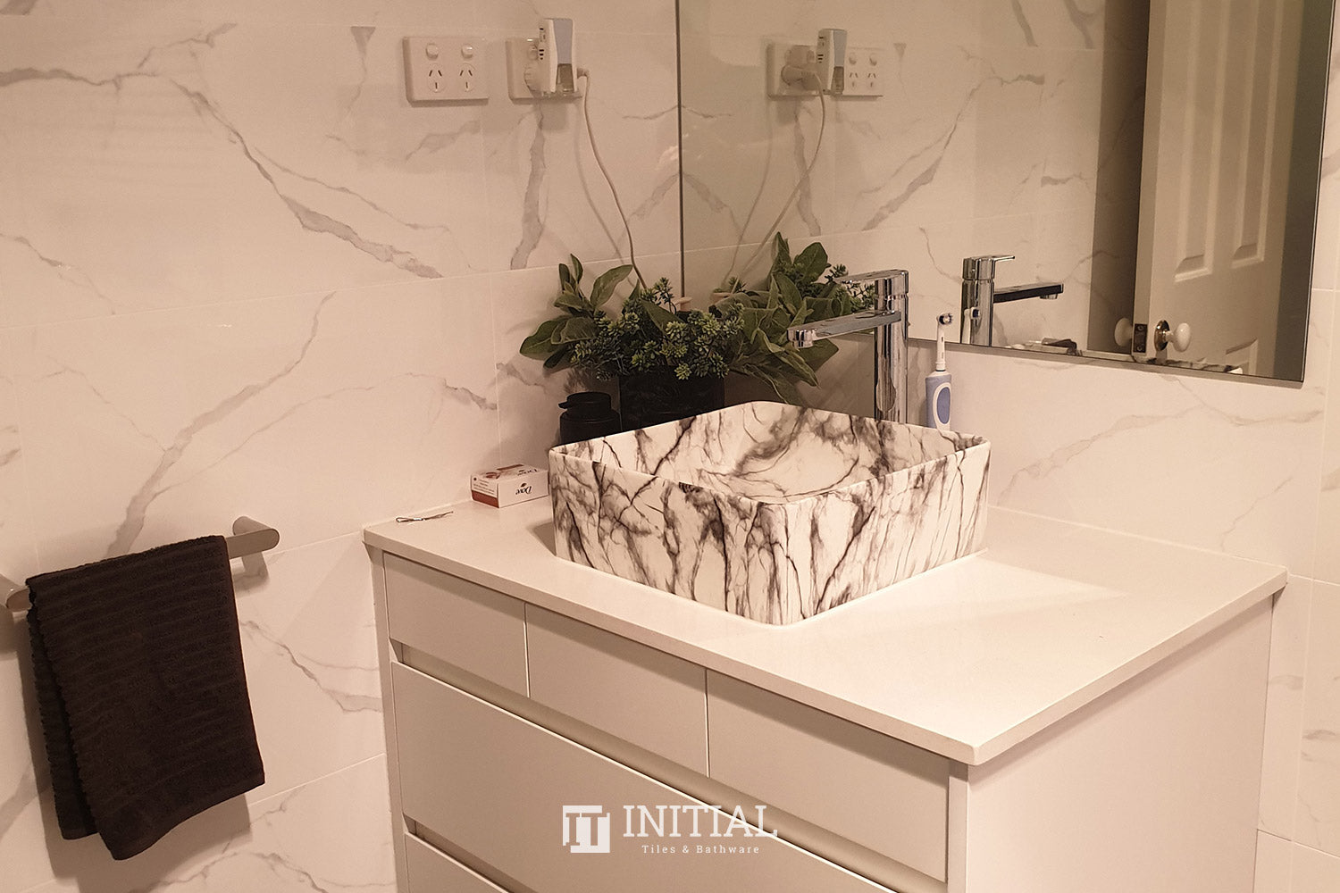 Marble Look Bathroom Wall Tile Romantic Calacatta Polished 300X600 ,
